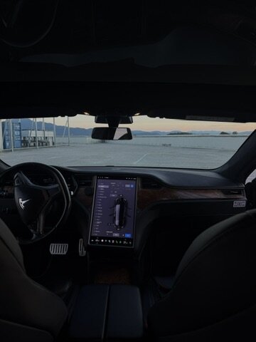 Tesla Model S notranjost zaslon